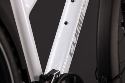 Cube Nature Pro FE metallicwhite'n'reflex Gr&ouml;&szlig;e: Trapeze 46 cm Produktbild 2