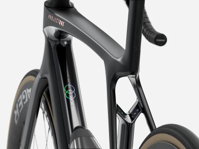 Trek Madone SLR 7 XL Matte Carbon Smoke/Prismatic Pearl Produktbild 3