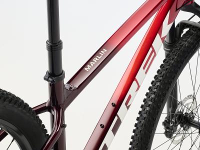 Trek Marlin 7 S 27.5 Fury Red Fade Produktbild 4