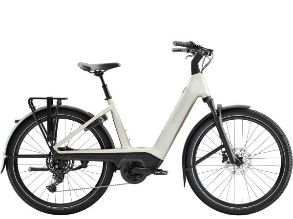 Trek Charter+ 4 R9 540 LS XL Lunar Silver
