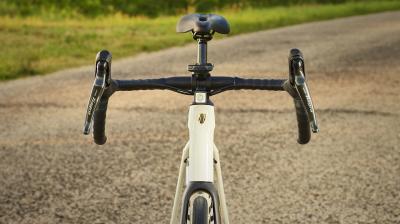 Trek Domane AL 4 44 Fury Red Produktbild 10