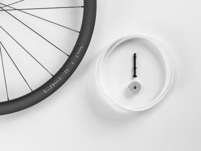 Bontrager Wheel Rear Bontrager Aeolus Pro 37Disc TLR 142 700 Produktbild 5