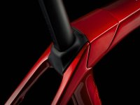 Trek Domane SLR 7 AXS 50 Metallic Red Smoke to Red Carb